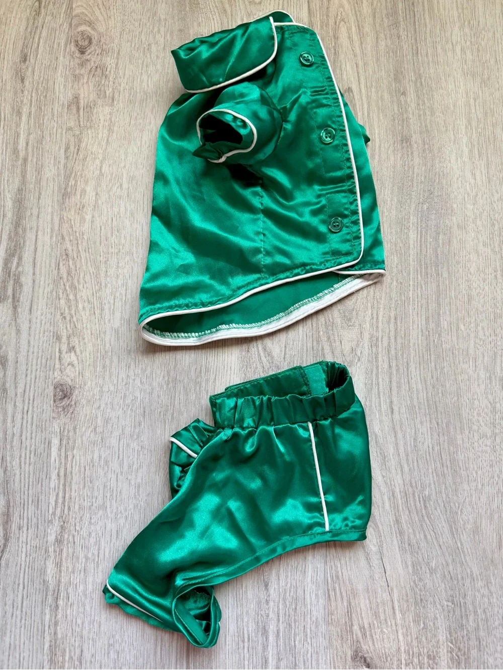 Other stylish green